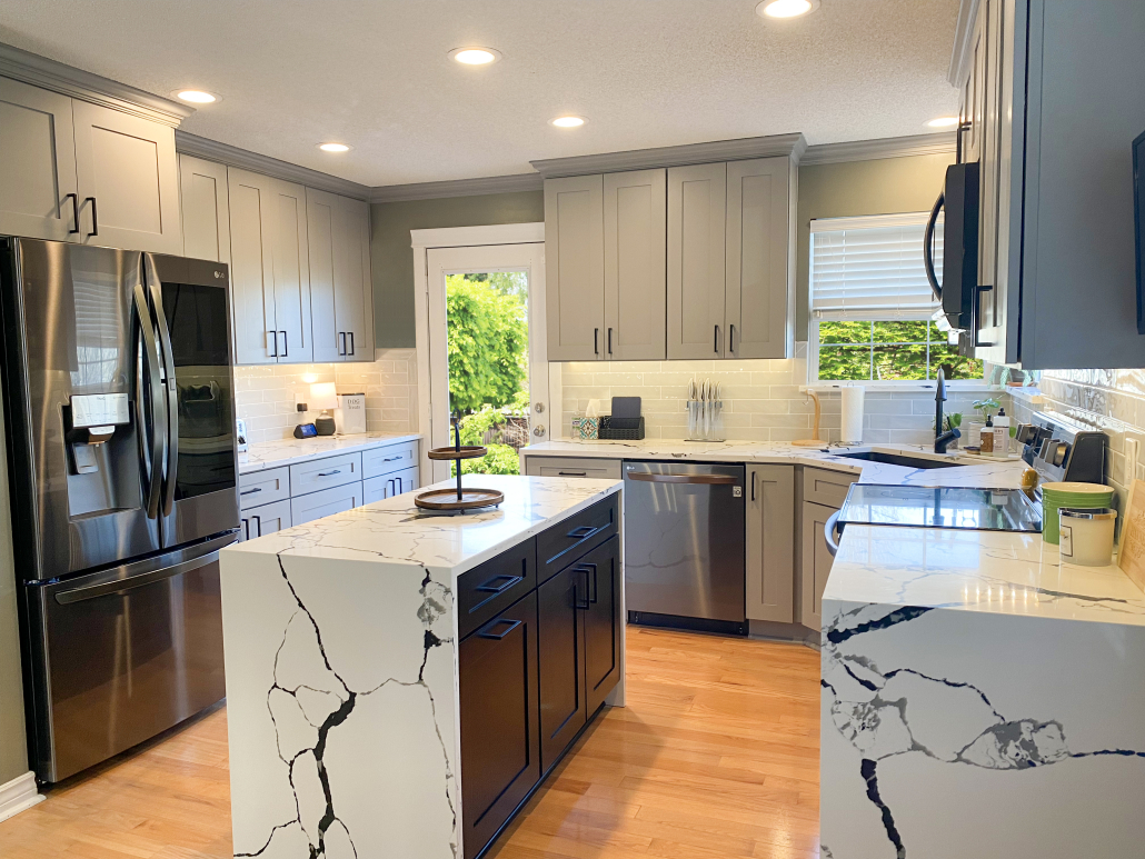 Cabinet Lift-Up Systems Revolutionizing Modern Kitchens